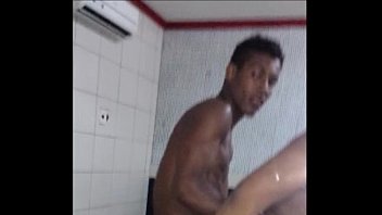 Sexo gay com muleke roludo