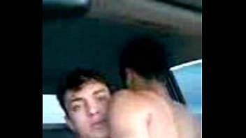 Porno gay sexo no carro na garagem amador