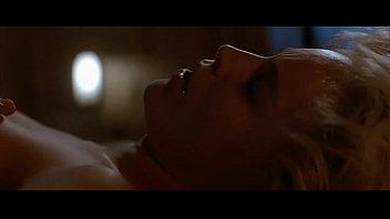 Sharon stone sofia vergara sex scene
