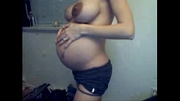Ruiva gravida brasileira fazendo sexo