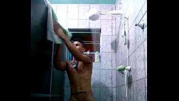 Brandon sexo no banho porn gay