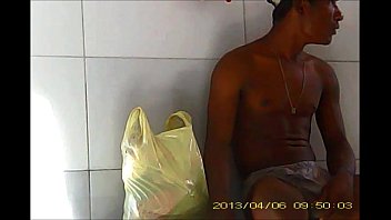 Video de sexo gay morador de rua mendigo fodendo