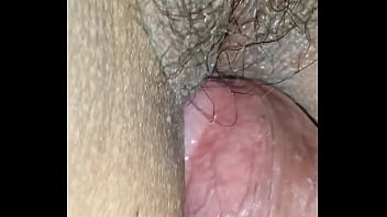 Líquido branco saindo da vagina