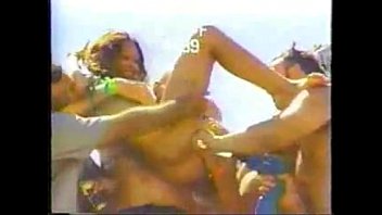 Sexo na festa rave porno