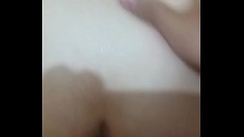 Sexo anal como relaxar mulher no banho