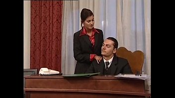 Cenas de sexo anal com secretaria