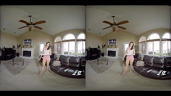 Olivia & sophia virtual sex