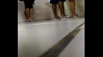 Videos pornograficos gay sexo no banheiro masculino