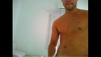 Sexo com primo caiu na net gay