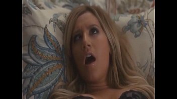 Ashley tisdale pelada sexo delivery