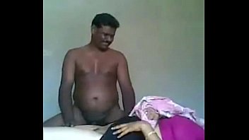 Assistir videos de sexo comendo tia gostosa na cama