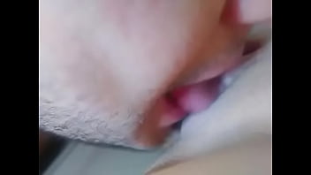 Oral sex squirt