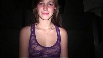 Vídeo de sexo com prostituta no mato caseiro