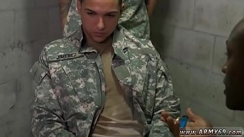 Soldados heteros fazendo sexo gay