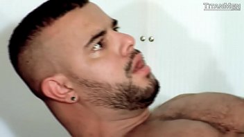 Quadrinho de sexo titan gay