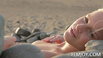 Nude teen beach sex xvideos