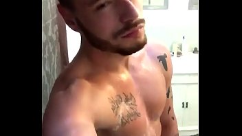 Sexo gay amador brasil banheirao