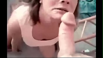 Sexo mulher madura lesbica atacando novinha