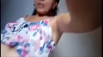 Sexo caseiro coroa casada dando a buceta pro menino escondido