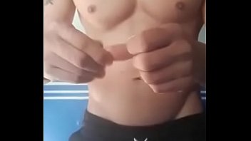 Comendo de bruços virgem xvideos gay