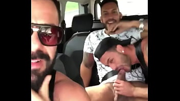 Sexo gay amador na viagem de trabalho