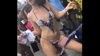 Brazilian woman in anal sex vídeo