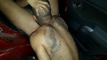 Fazer sexo oral no carro é crime