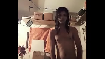 Video de sexo caseiro filmamdo a buseta negra