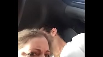 Coroa gostosa fazendo sexo no carro x vídeos