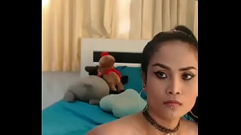 Japinha filma sexo anal
