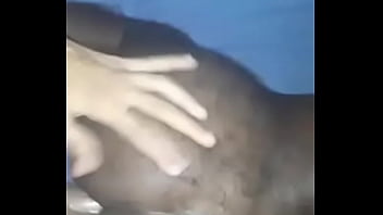 Negao malhando peludo sexo gay