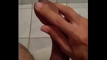 Xvideo sexo anal gay no banheiro