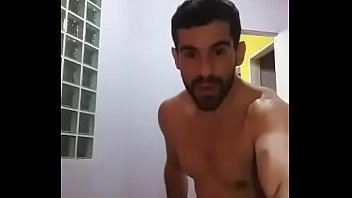 Sexo gay brasileiro amador caiu na net