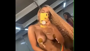 Anitta fala sobre video sexo oral