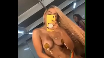 Sexo brasileiro anitta