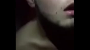 Video sexo amador gay engolindo a gozada