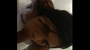 Inteatiadinha no banho caseiro real xvideos