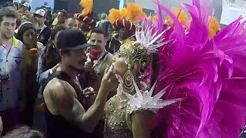 Carnaval 2019 sex atraente