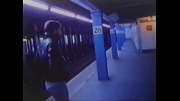 Sexo gay no metro xvideos