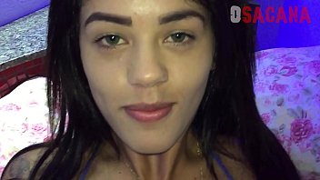 Amador com duas novinhas xvideos