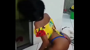 Video de sexo negrona pega branquinha
