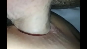 Colocando no cu embaixo dos lençois sex videos gay