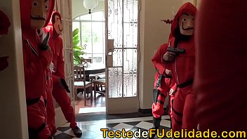 Cenas de sexo de la casa de papel