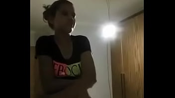 Mulher caseira toda gostosa mineira viciada em sexo anal