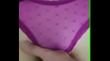 Video porno marido fazendo carinho e sexo oral na esposa