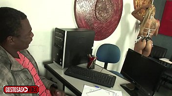 Video de sexo empregada safada dando pro filho do patrao