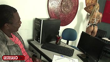 Video de sexo porno patrao comendo a empregada