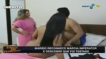 Sexo com roludo no teste de fidelidade