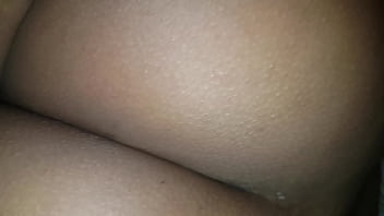 Sexo casada domindo bunda prar cima