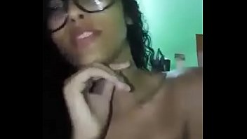 Video de sexo lesbica se masturbando na banheira